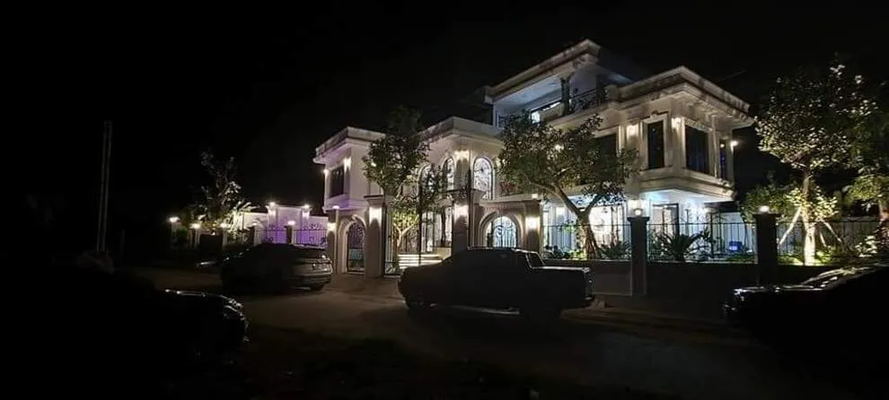 Benn’ 1-2-3 Villa Tuần Châu