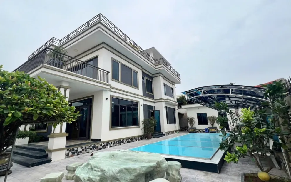 Villa Queen Tuần Châu