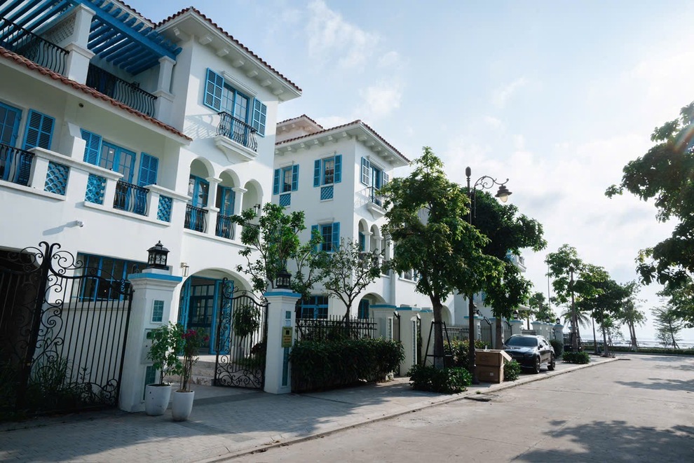 Villa C8.23